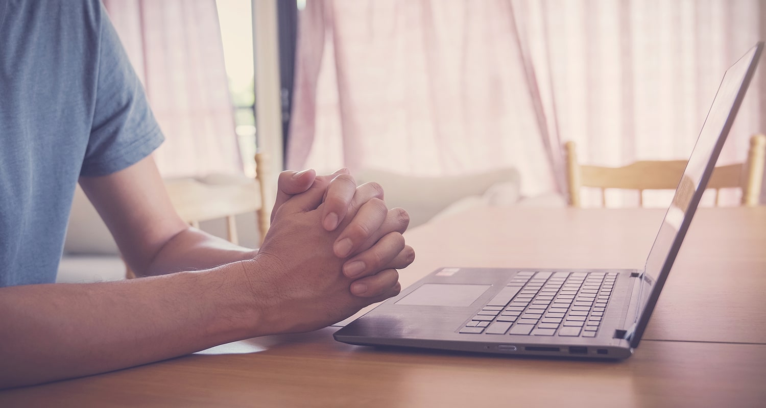 Prayer Teams Make a Difference: God is at Work | The Navigators Collegiate Ministry | Praying hands on a laptop
