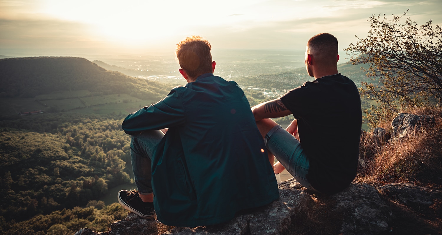 Driven Disciple | The Navigators 20s Generation | Good Friends Together Enjoying the Sunset View