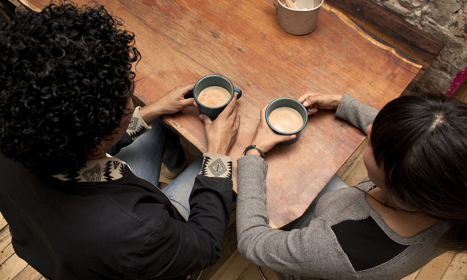 Joy in New Faith | The Navigators 20s Generation | 2 friends sharing coffee