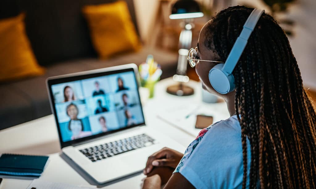 Extending Training Globally: From a pandemic response to a new training experience | The Navigators International Missions | Group of international students having online meeting