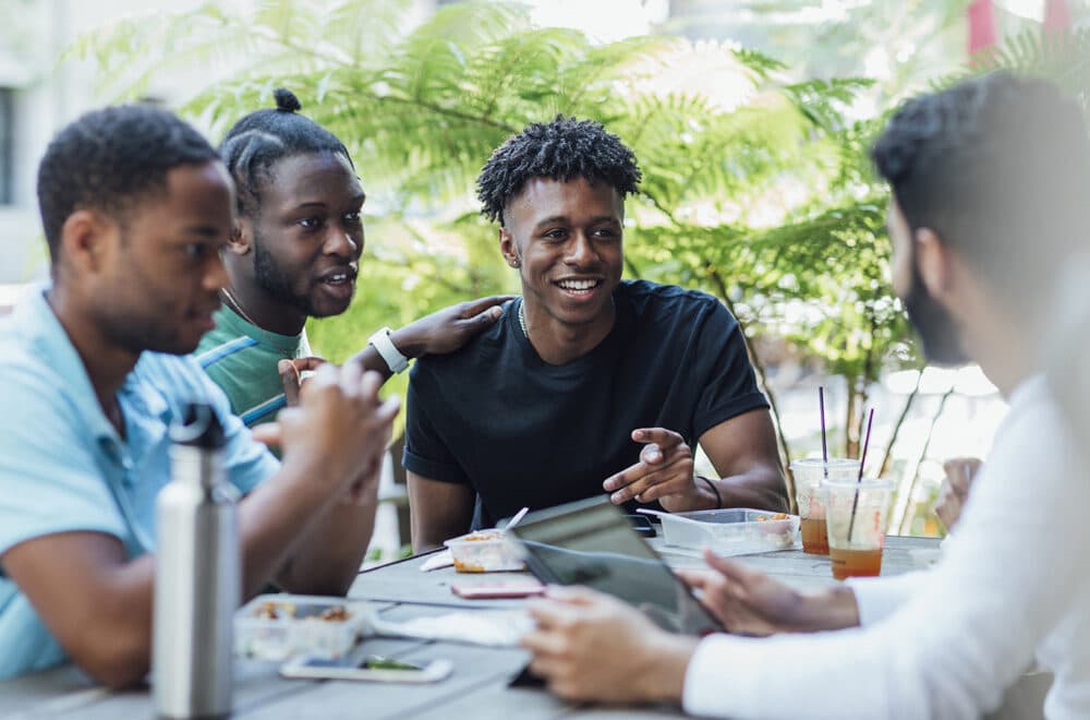 3 Ways Discipleship Transforms Lives | The Navigators Collegiate Ministry | Having Lunch on Campus